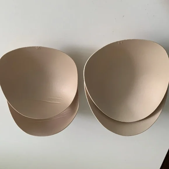 2 pairs of Sports Bra Inserts from Athleta Conscious Crop D-DD Size Medium - Picture 2 of 3